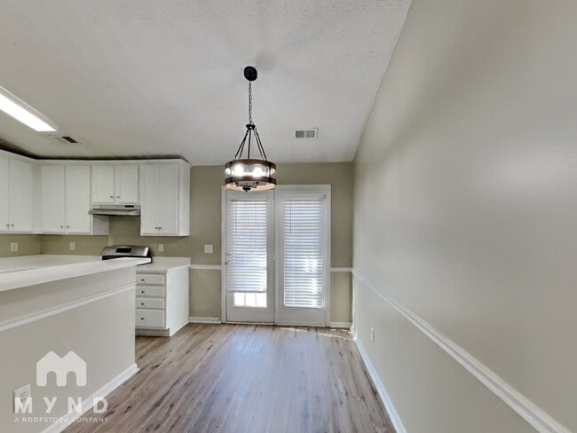 Photo - 185 Waters Edge Dr