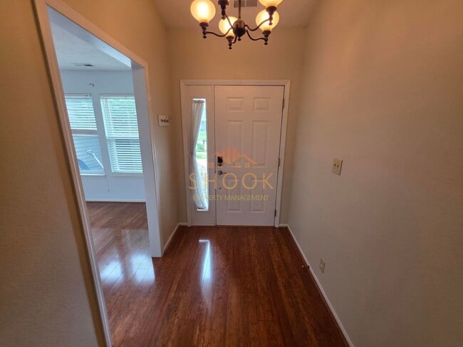 Photo - COZY 3BR HOME W/ RELAXING BACKYARD
