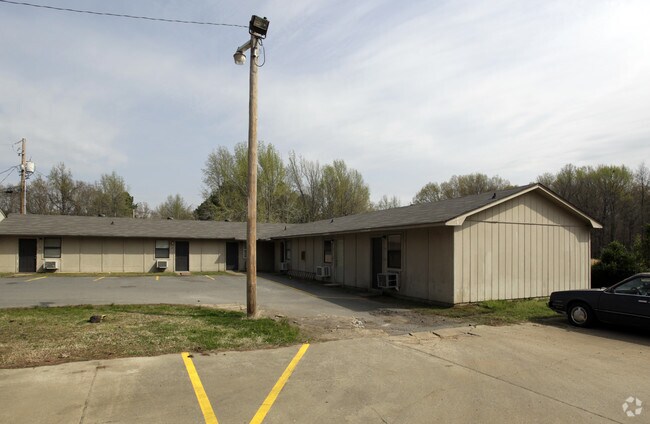 Photo - Cross Keys Apartments