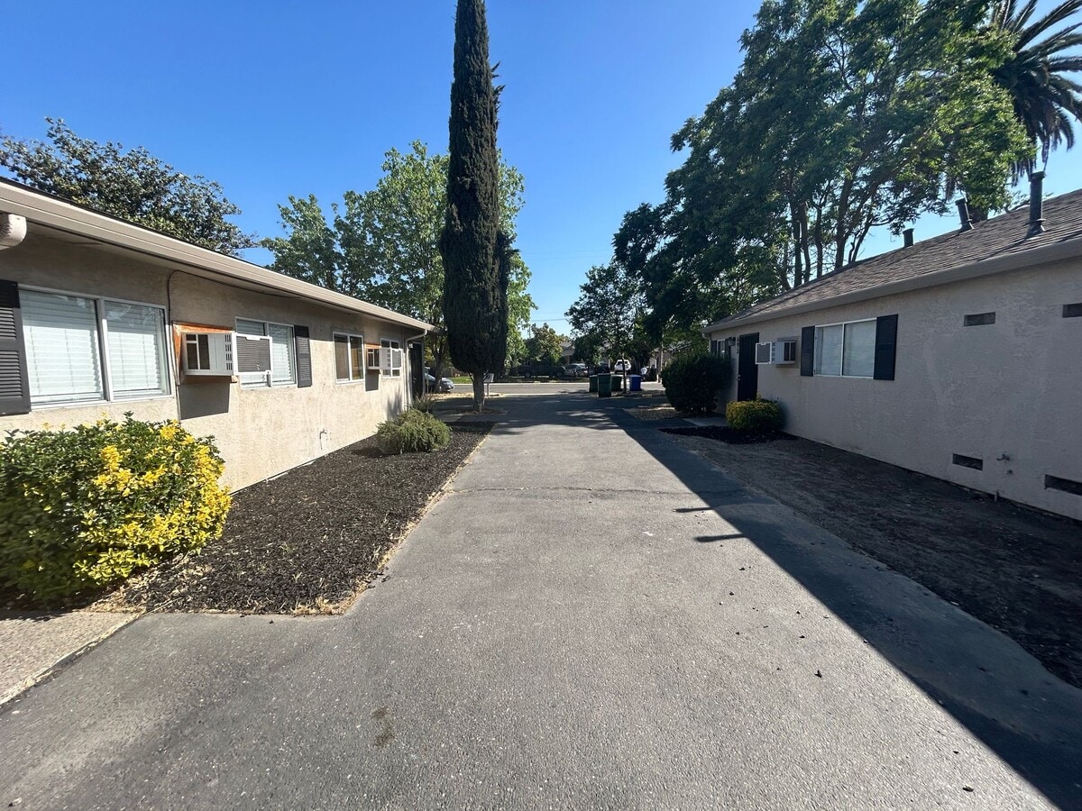 Photo - 683 - 695 Vermont Avenue, Turlock CA 95380