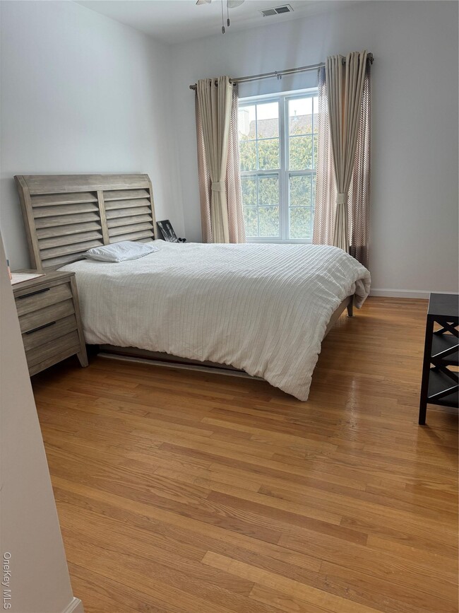 Photo - 221 Rivendell Ct