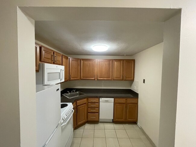 Photo - Divided Studio with Balcony over Watertown Square