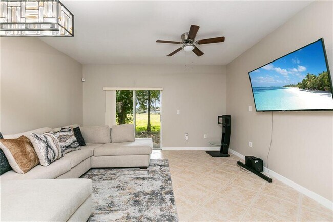 Photo - 4408 Woodland Cir