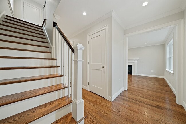 Photo - 15 Lakeview Ave