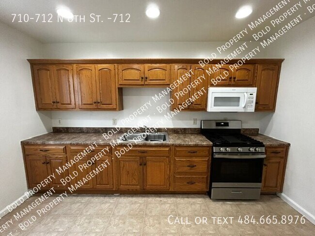Photo - 710-712 N 8th St. -712-