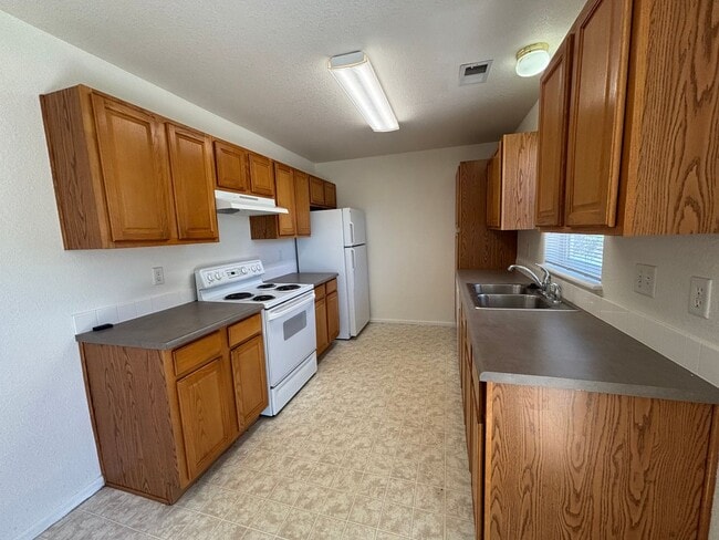 Photo - Rent Reduced! 3 Bedrooms, 2.5 Baths & a Layout Designed for Living