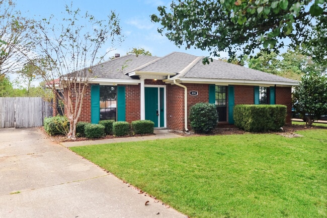 Building Photo - 414 Woodhaven Ct Rental
