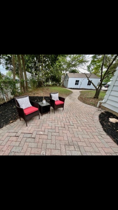 Photo - 878 W 10th Ave