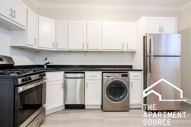 Photo - 726 W Roscoe St Unit 1N