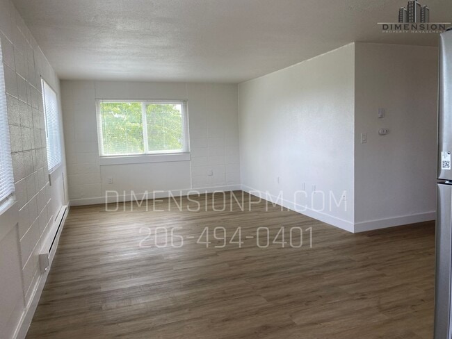 Photo - Christine Apartments