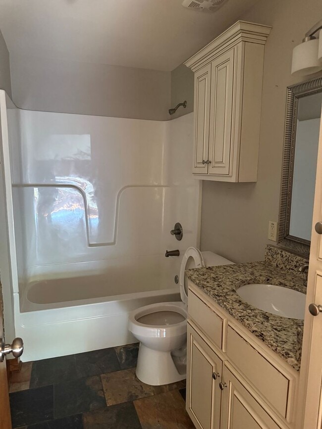 Photo - 210 W Main St Unit Loft 201 vacant