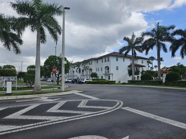 Photo - 8800 NW 97th Ave Unit 212
