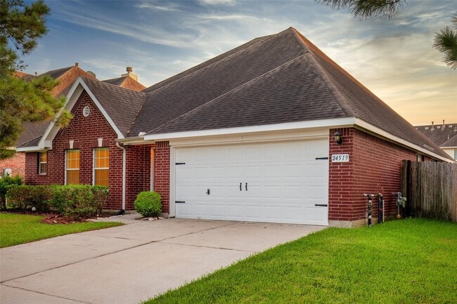 Photo - 24519 Red Bluff Tr