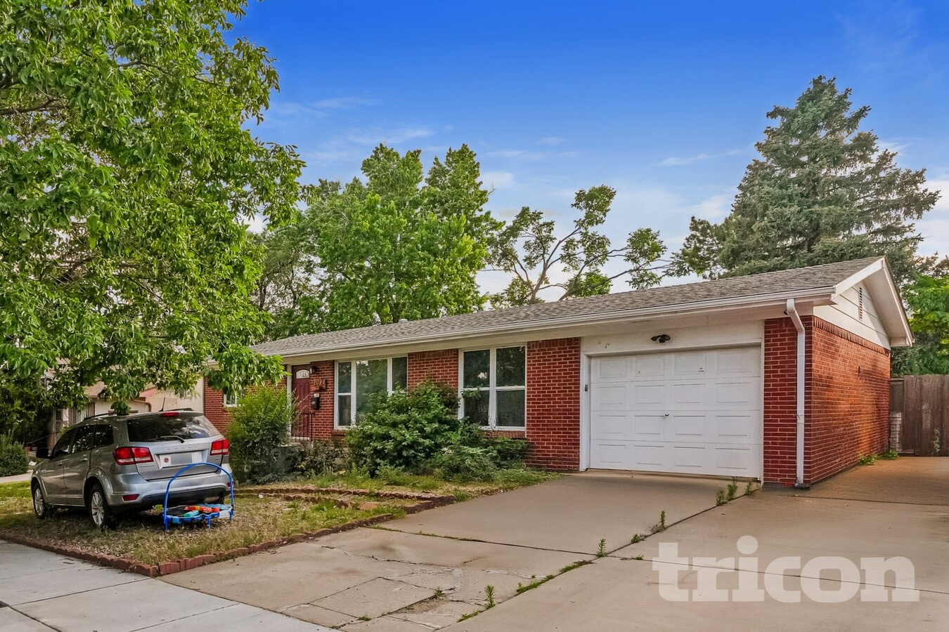 Photo - 2024 N Chelton Rd