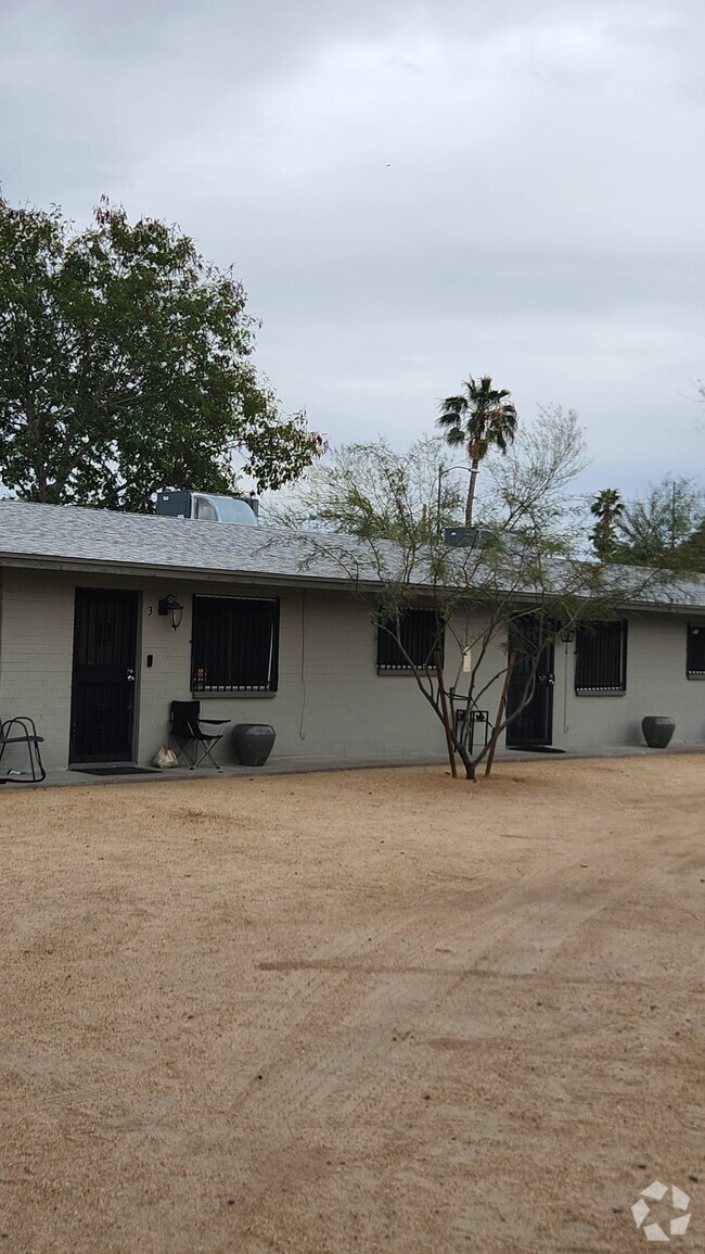 Building Photo - 1402 W Becker Ln Unit 2 Rental