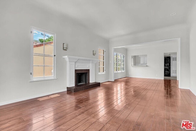 Photo - 751 Croft Ave Unidad 1/2