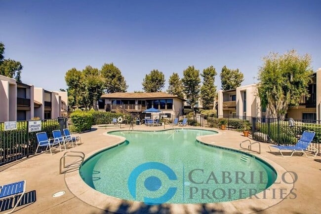 Photo - 5350 Baltimore Dr