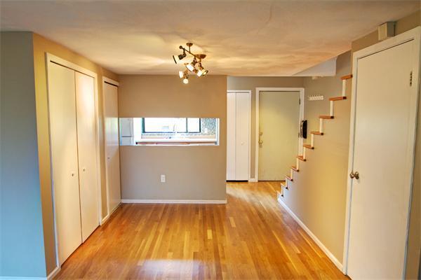 Photo - 196 Allston St Unidad 2