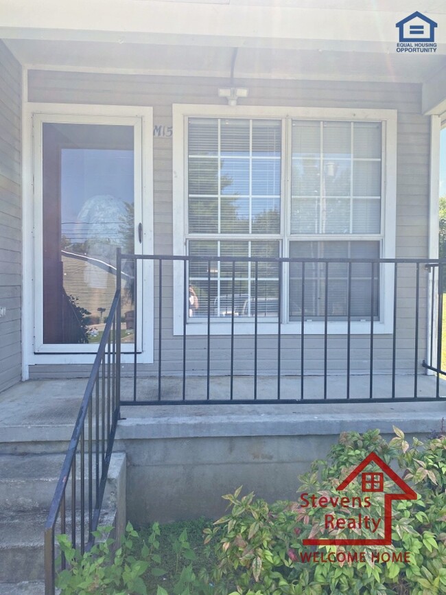 Building Photo - 443 Oriole Dr Rental