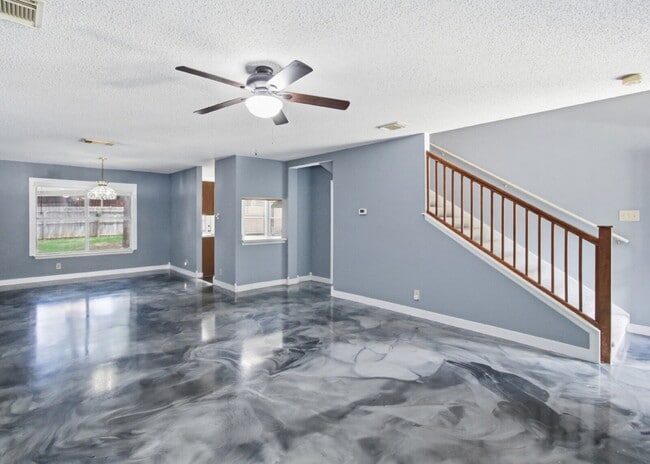 "Charming 3-Bed in Schertz with Spacious 2246 Sq Ft Layout!"