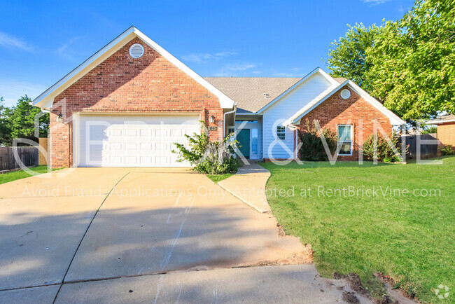 Building Photo - Charming one-story pet-friendly house in K...