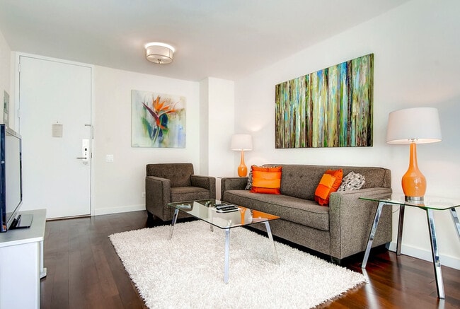 399 E 34th St Unidad SI ID1034741P