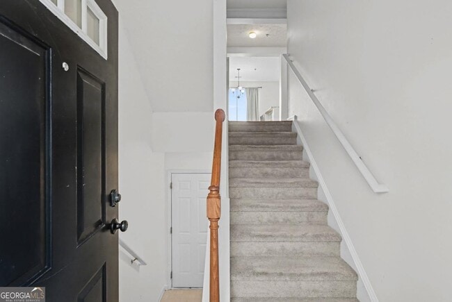 Photo - 102 Weatherstone Square Dr