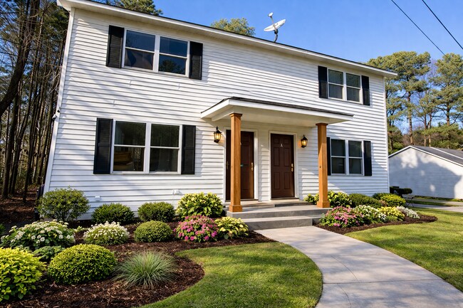 Building Photo - 846 School Rd