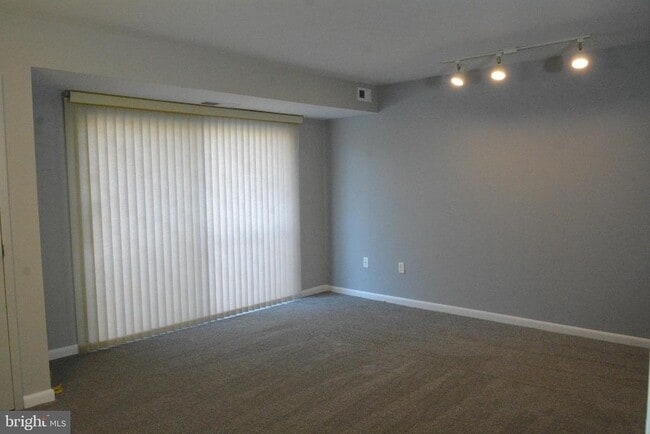 Photo - 8852 Spiral Cut Unit A G 15