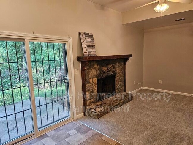 Photo - 165 Park Ridge Ct