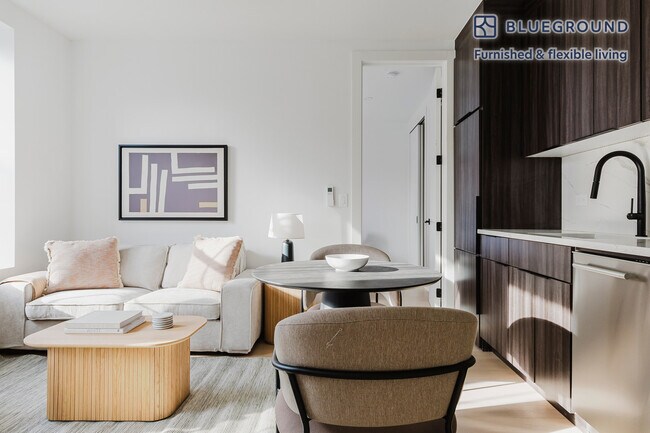 Photo - 972 Manhattan Ave Unit FL2-ID1684