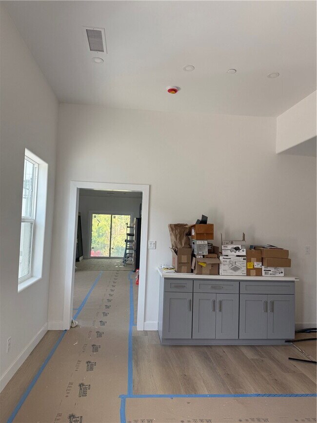 Photo - 6534 Shoup Ave