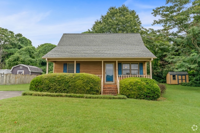 Building Photo - 318 W Dalton Rd Rental