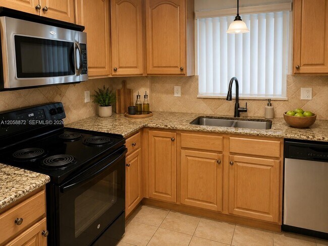 Photo - 180 NE 12th Ave Unit 16E