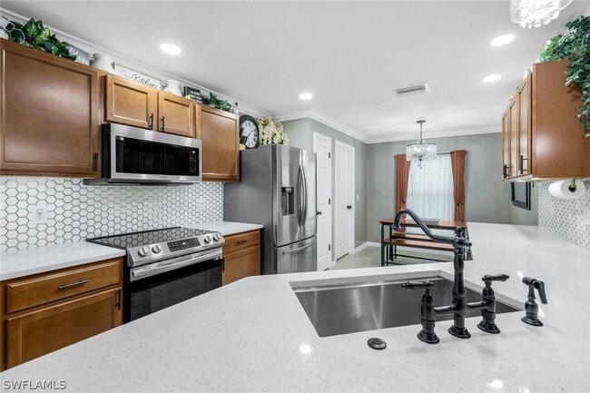 Photo - 740 Evening Shade Ln