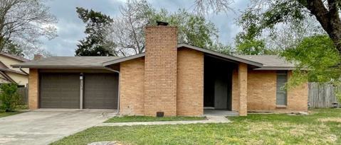 Building Photo - 12618 El Palacio St Rental