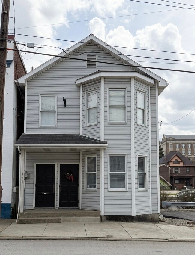 Building Photo - 224 W Otterman St