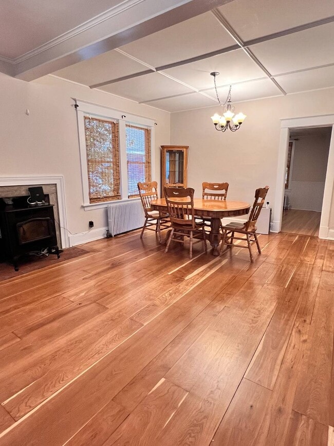 Photo - 109 2nd St