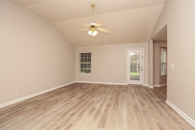 Photo - 1280 St Andrews Dr