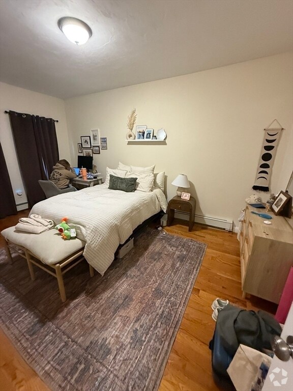 Building Photo - 58 Medford St Unit 1 Rental