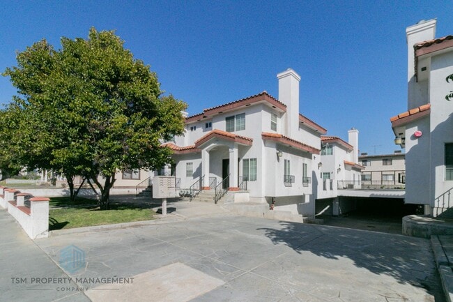 810 S Atlantic Blvd