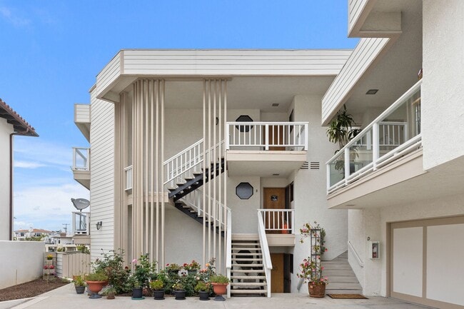 Building Photo - 406 Arenoso Ln Unit 288-C