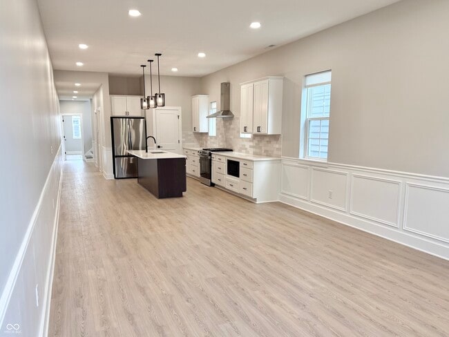 Photo - 2237 Carrollton Ave