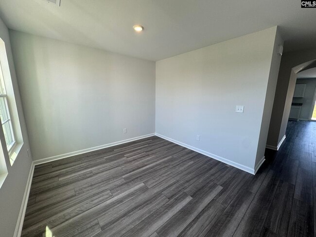 3081 Hallsdale Dr