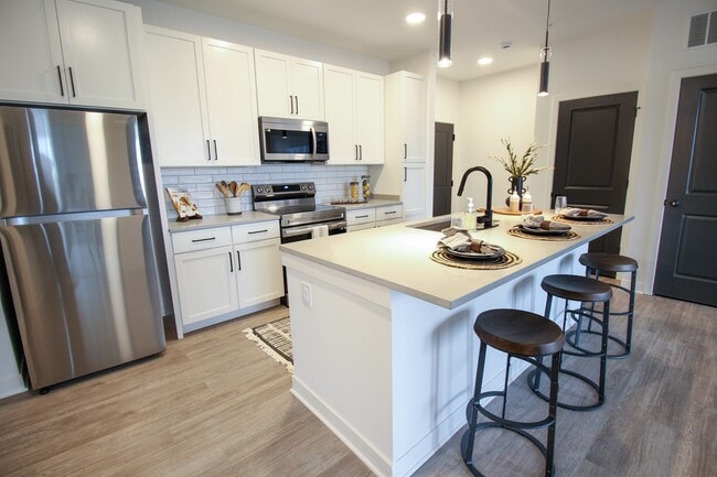 Lavina Kitchen