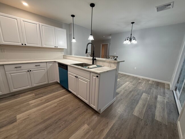 Photo - 265 Lincoln St Unit 265 B