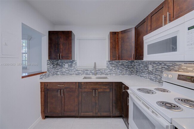 Photo - 1111 NW 19th Ave Unit 403