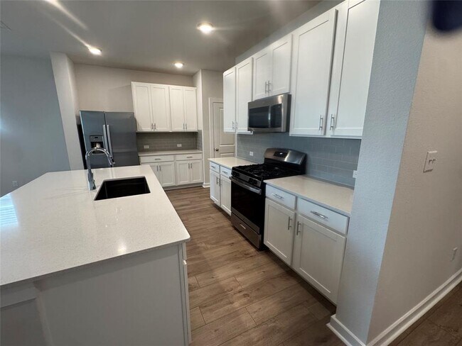 105 Sorghum Dr
