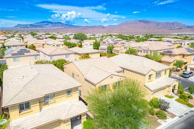 Photo - 10614 Mt Blackburn Ave