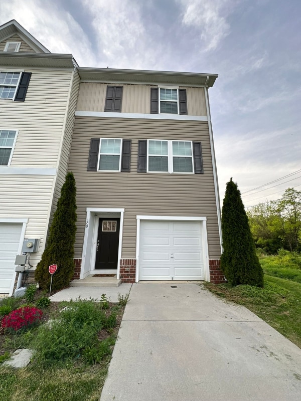 Photo - 309 Magellan Dr Townhome